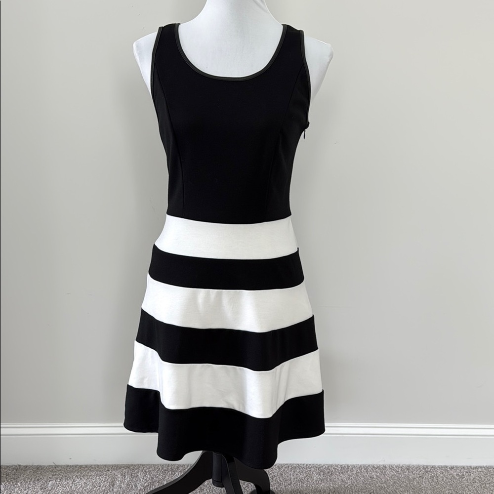 Charming Charlie Black and White A-Line‎ Midi DressSz SM